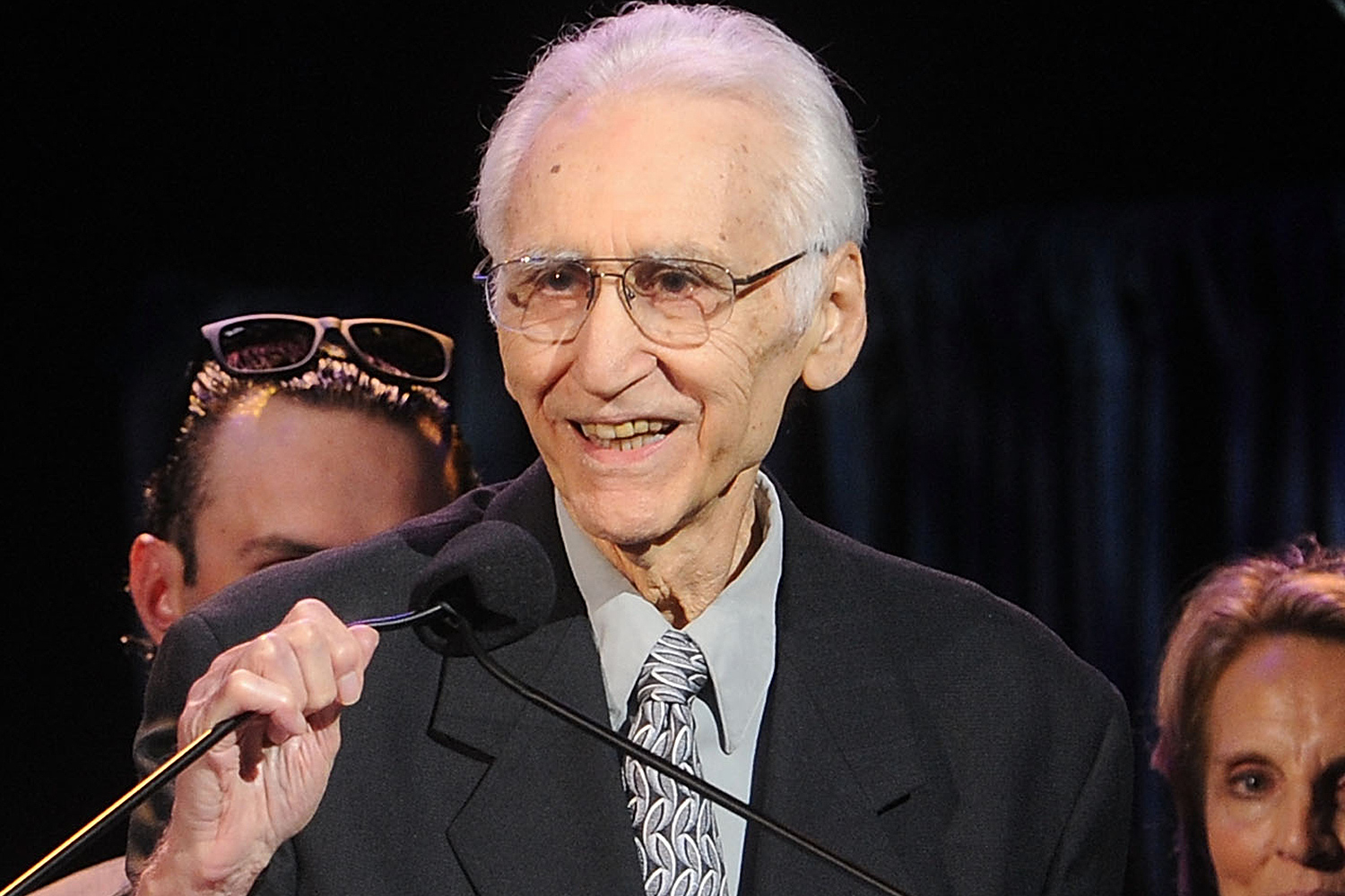Joe Long, Former Four Seasons Member, Dead of COVID-19 at 79: 'We Will Miss' You