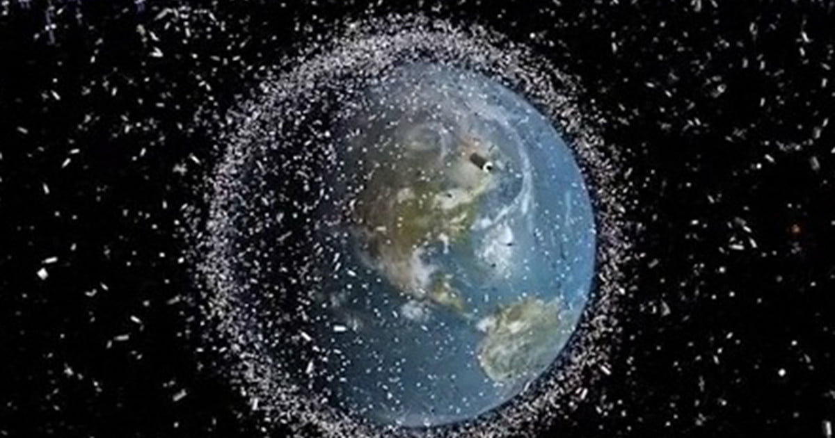 Space junk animation shows how Earth’s satellites dodge dangerous debris