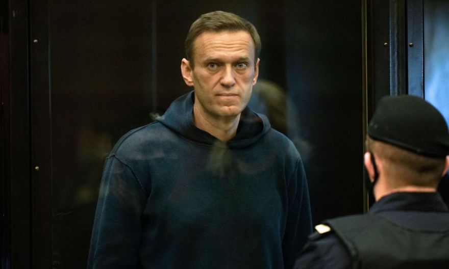 Kremlin critic Alexei Navalny ending hunger strike