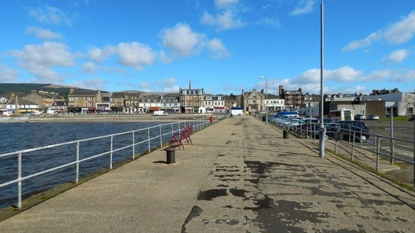 Woman dies after being pulled from water at Helensburgh pier