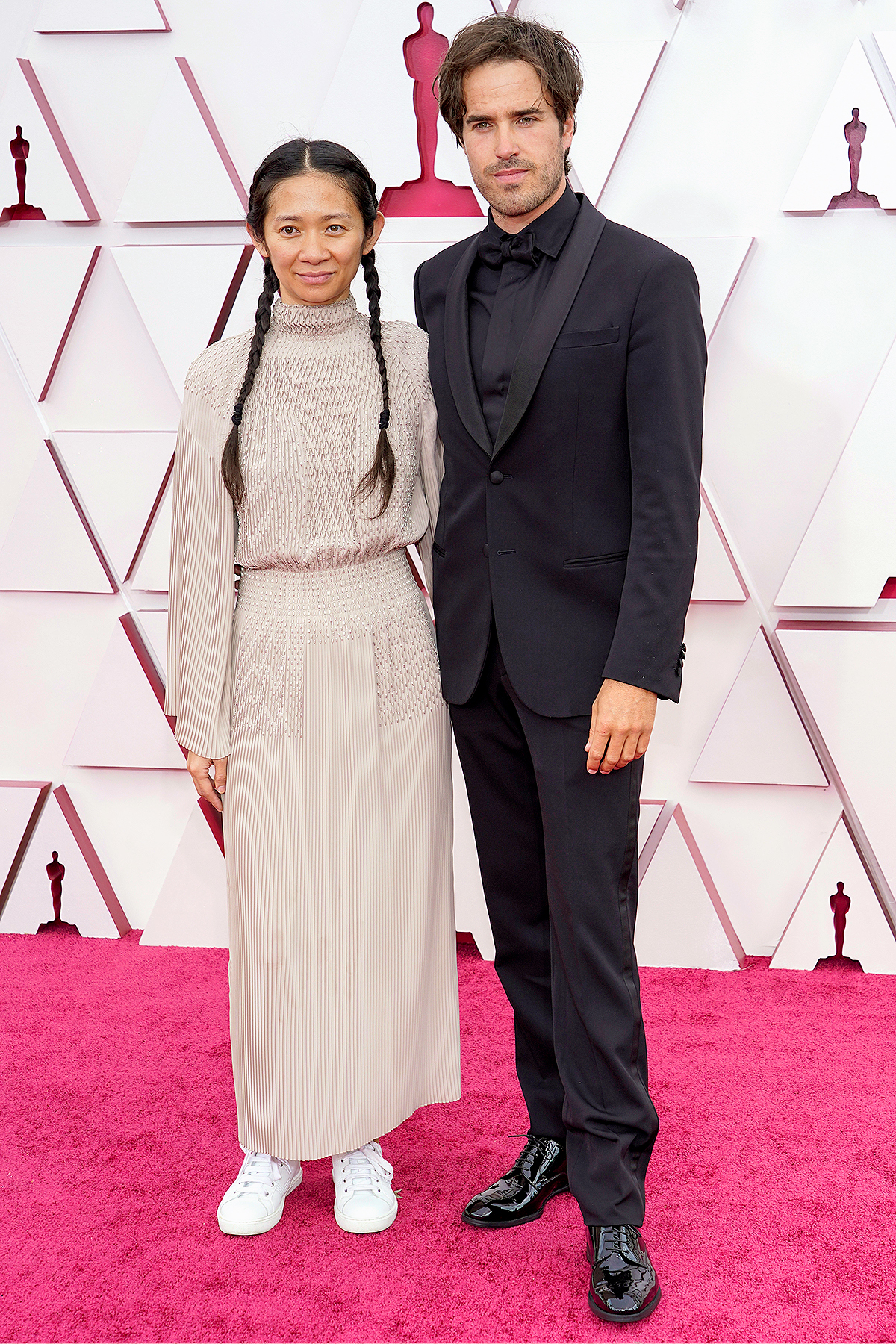 Nomadland Director Chloé Zhao Attends Oscars with Film’s Cinematographer Joshua James Richards