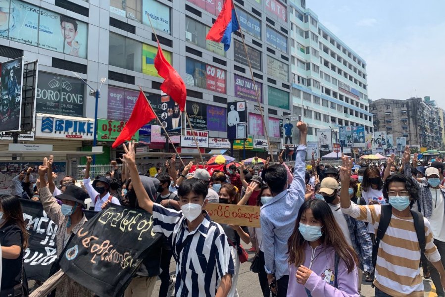 【缅甸政变】活动人士吁升级抗争　拒缴电费贷款不上学