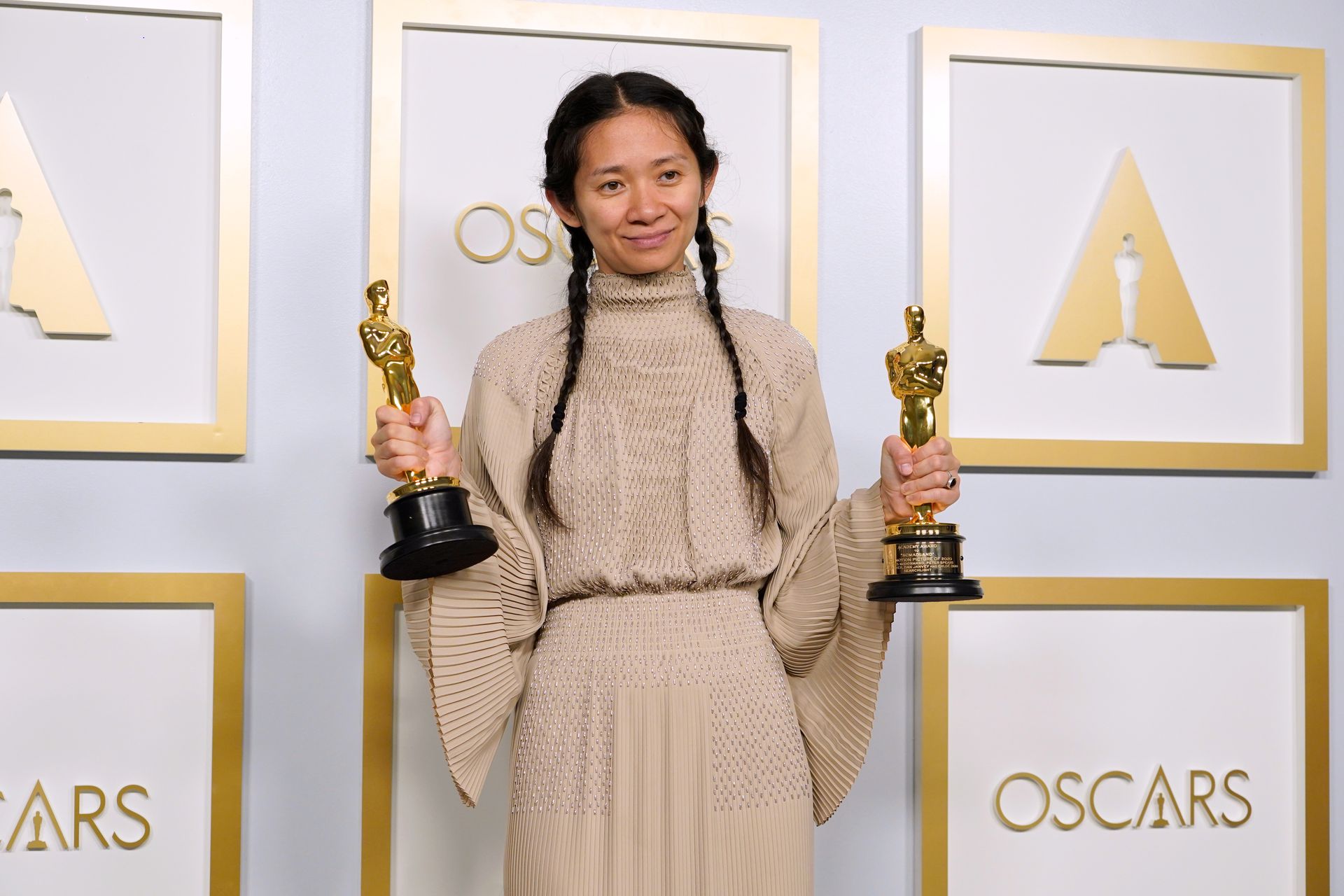 赵婷获奖对亚洲女性在好莱坞的象征意义（图）