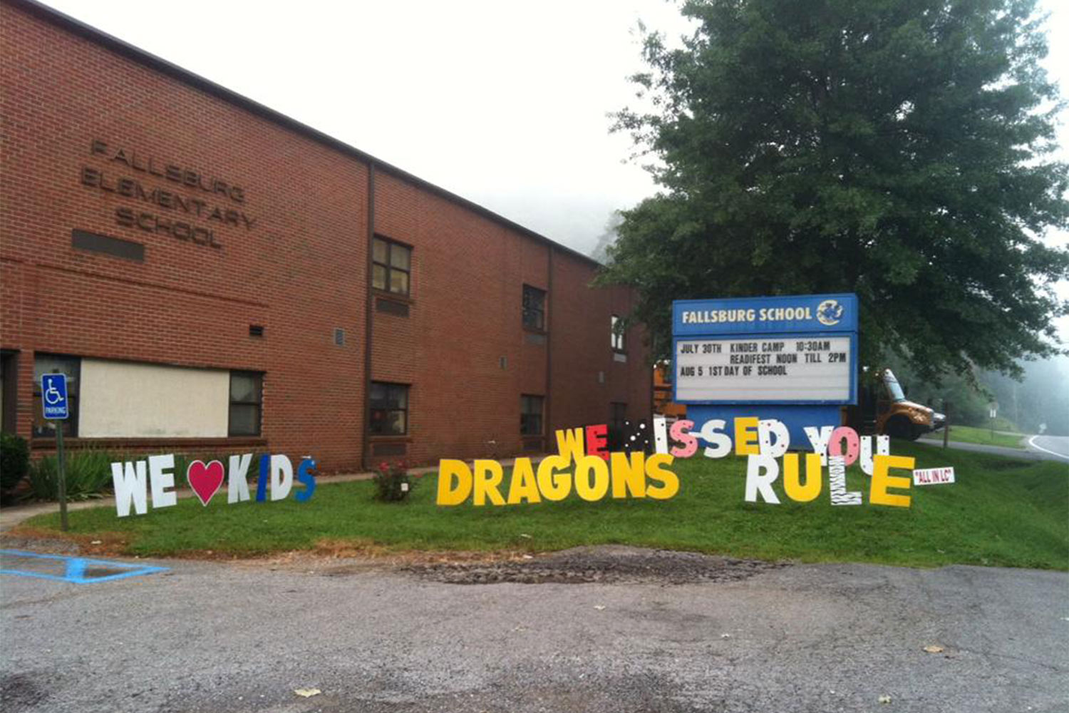 Fourth-Grader Sitting in Outdoor Math Class Injured After Tire Flies Off Passing Trailer