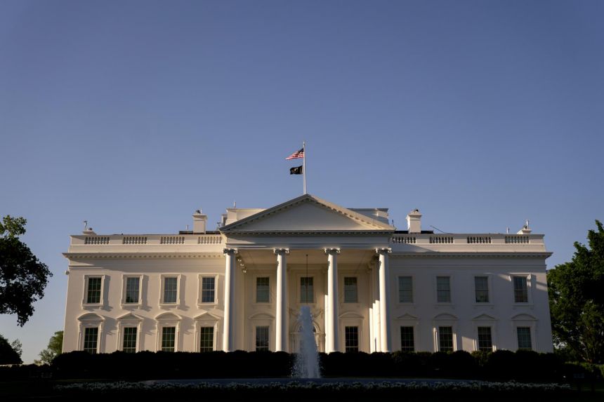 Biden administration to allow more White House aides to return