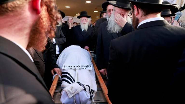 Israel funerals for pilgrimage deaths set to resume after Sabbath pause