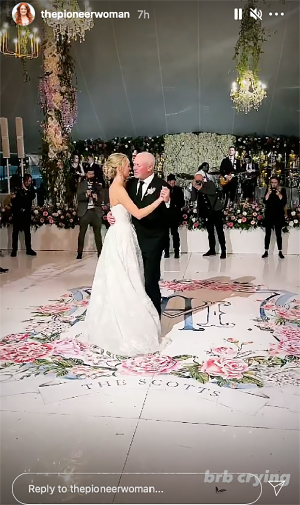 Pioneer Woman Ree Drummond Shares More Family Photos from Daughter Alex's Wedding: 'All the Siblings Together'
