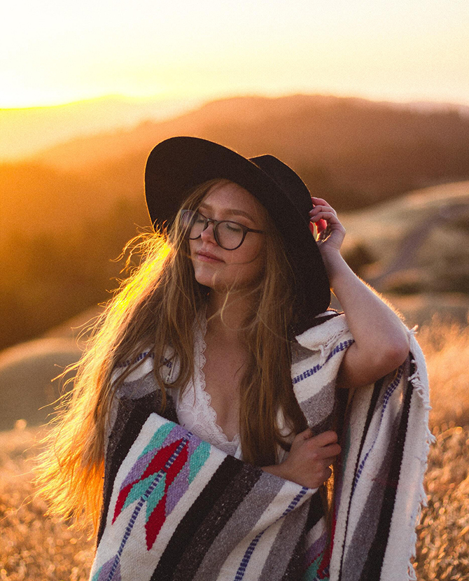 TikTok's photo editing hack involves a golden hour glow just by using your iPhone's iOS