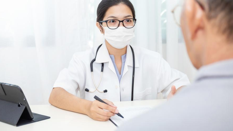 Panel vs Non-panel Doctors: What’s The Difference, And Which Specialist Should You See?