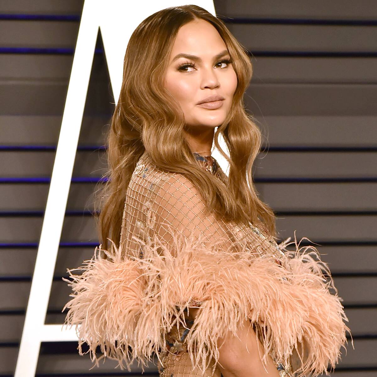 Chrissy Teigen Fires Back at Claims She Deletes Negative Comments From Her Social Media Posts