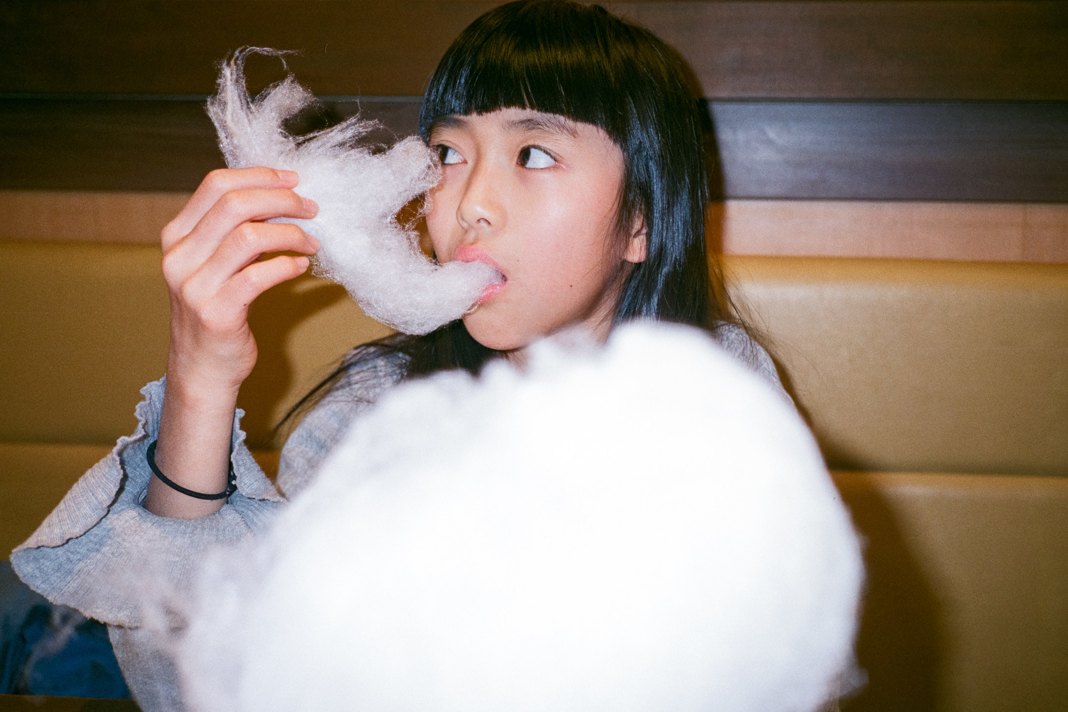 The Photographer Who Portrays The Realistic Version Of Japanese Girlhood