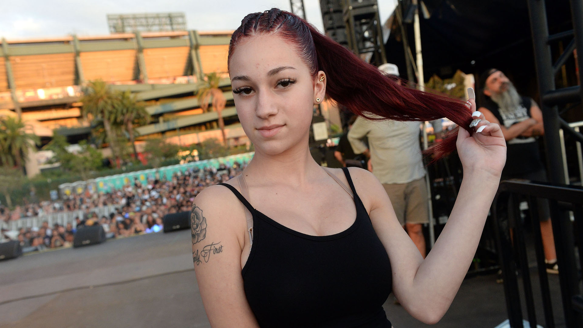 Bhad Bhabie Claps Back At Haters Over Her Onlyfans Success Nestia