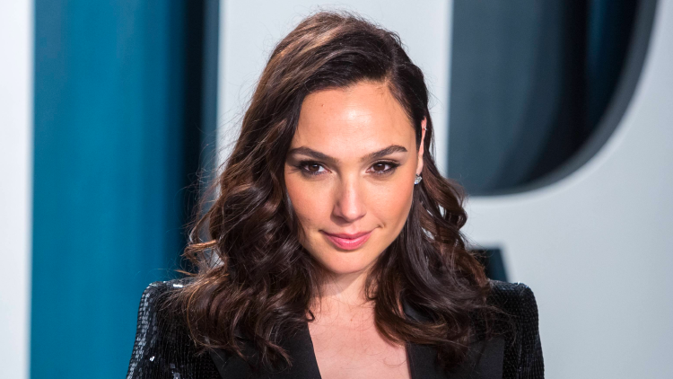 Gal Gadot Criticised For Her Comments About Israel And Palestine ...