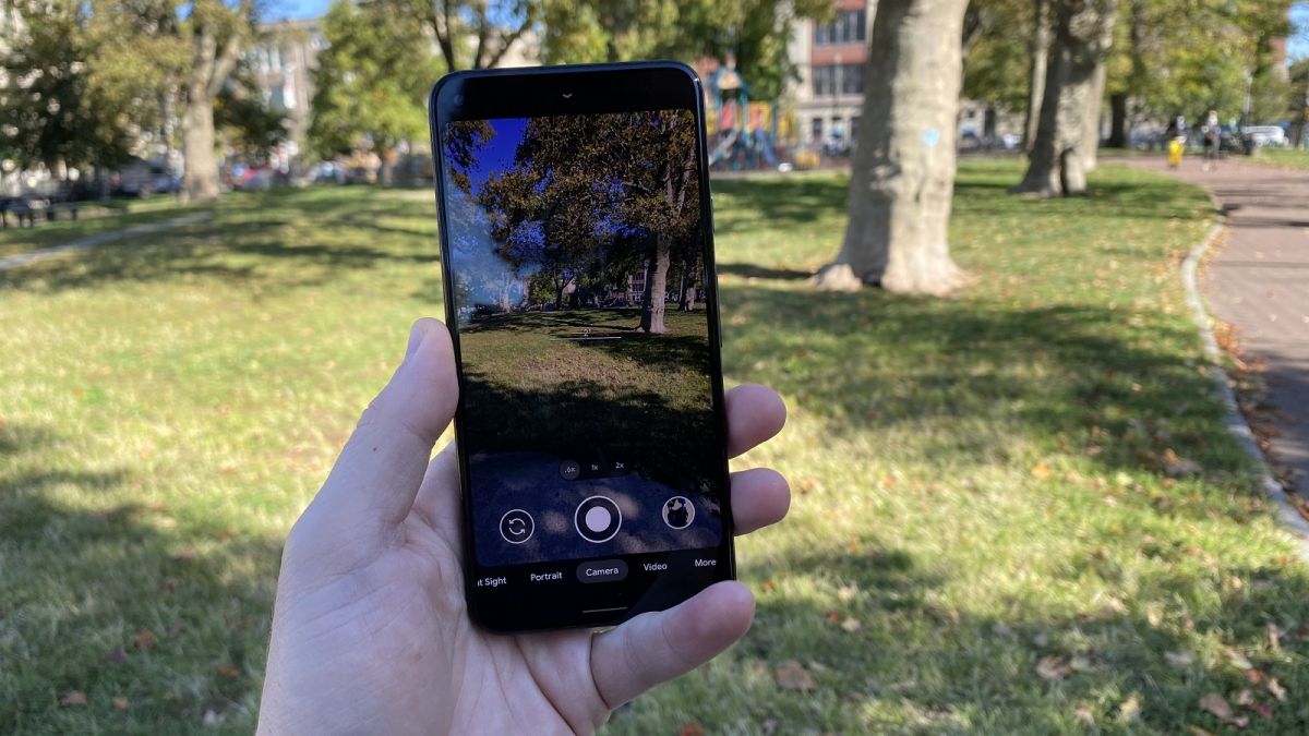 Google Pixel 6 might not have under-display camera, but Pixel 7 might