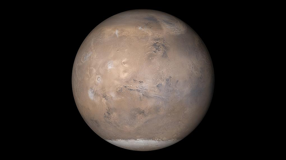 Volcanoes on Mars Could Still be Active, New Study Suggests