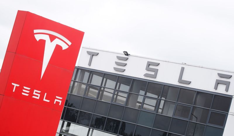 Firm led by famed investor reveals short position on Tesla