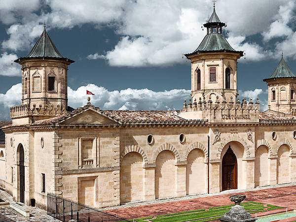 7 great but underrated Bordeaux wines – that won’t break the bank