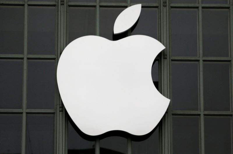 European consumer group joins EU antitrust case against Apple