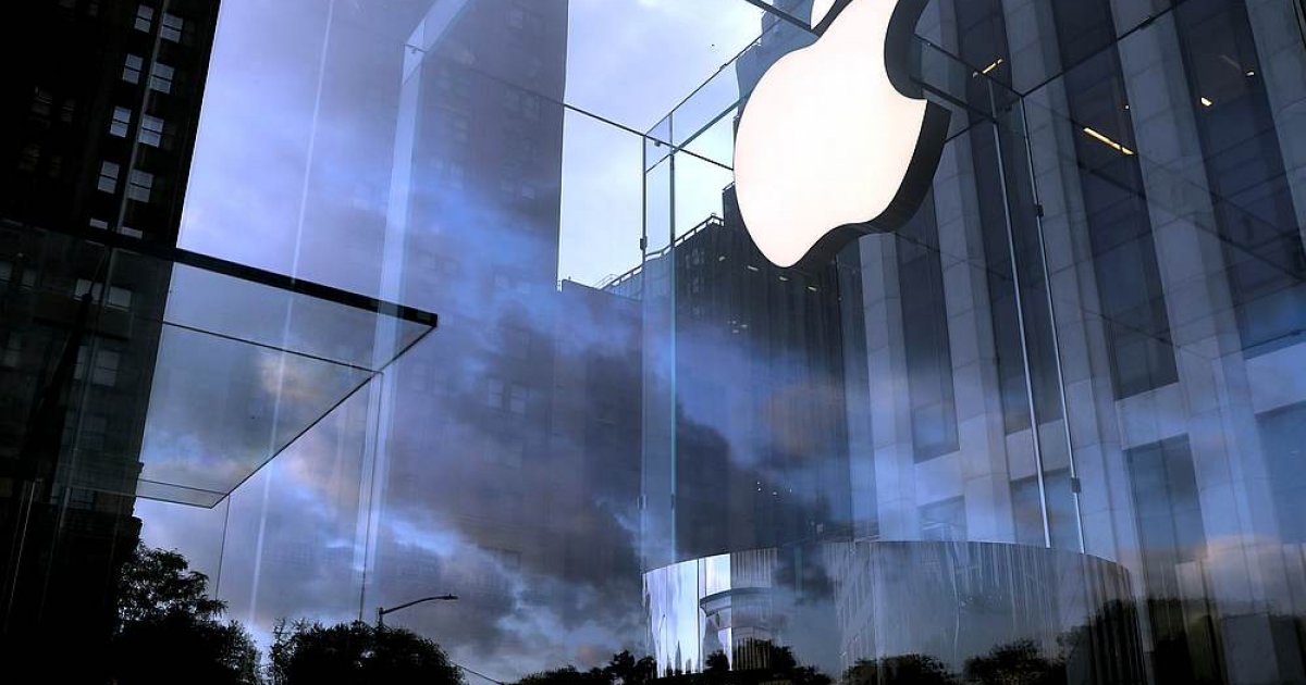 Apple touts App Store economy as its clout challenged