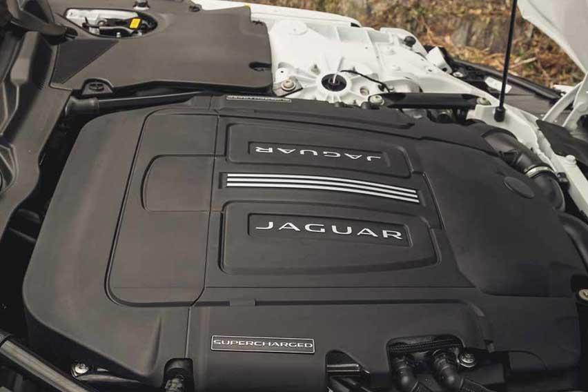 Jaguar keeps its V8 roaring in updated F-Type range