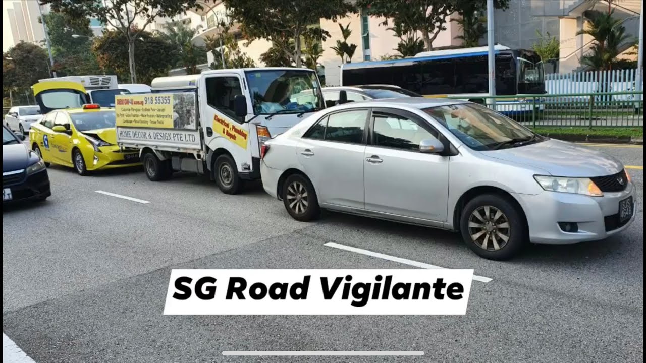 Ang Mo Kio Ave collision when rear vehicles fail to keep a safe distance