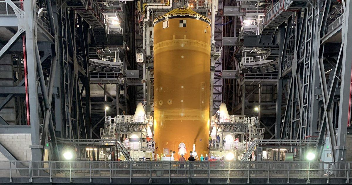 See NASA's bonkers-big moon SLS rocket standing up, boosters and all