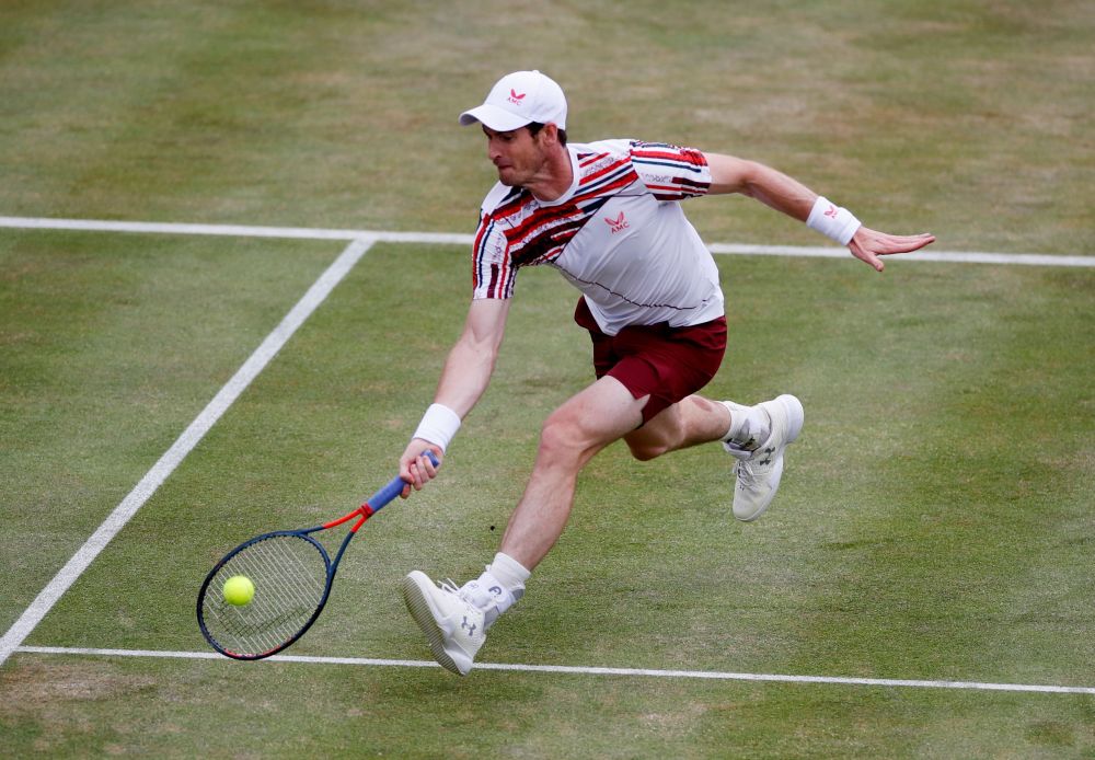 Murray into first ATP quarter-final in two years