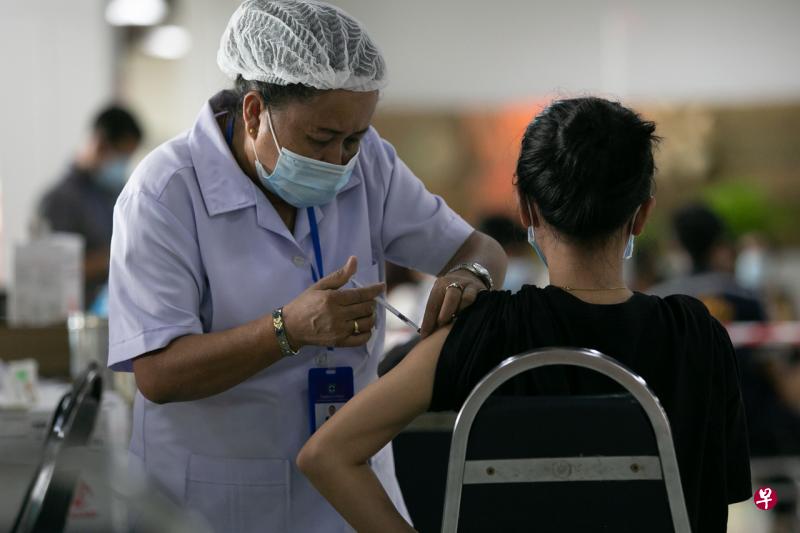 老挝首都万象因冠病疫情继续“封城”