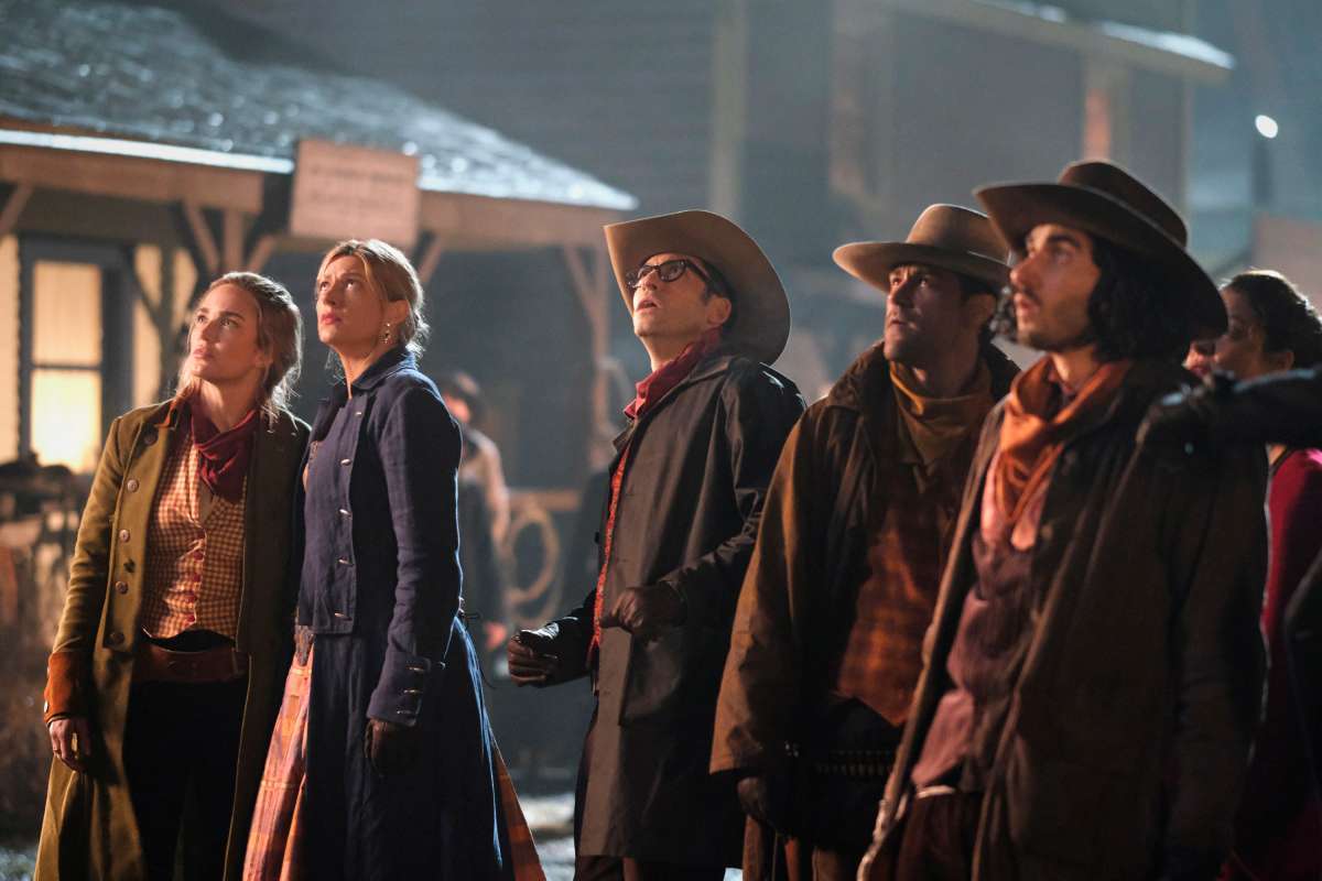 DC's Legends of Tomorrow Stressed Western Photos Released