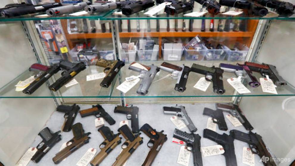 US background checks blocked a record high 300,000 gun sales
