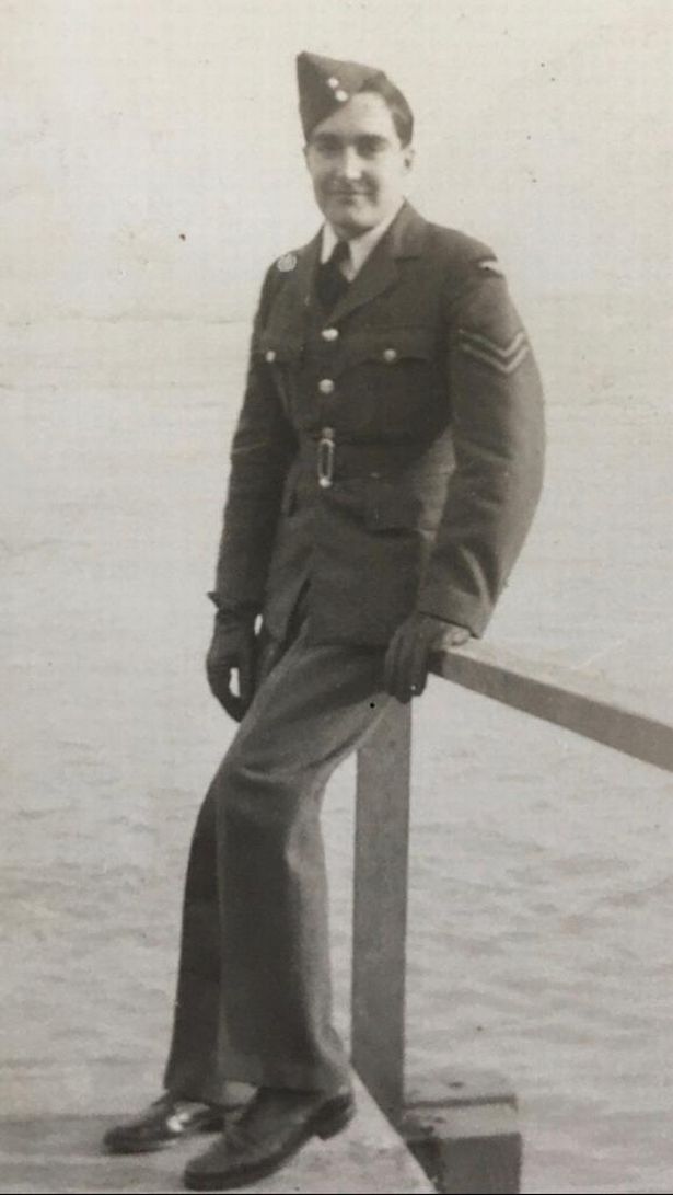 Great-great-granddad, 100, celebrates beating Covid and pneumonia in hospital