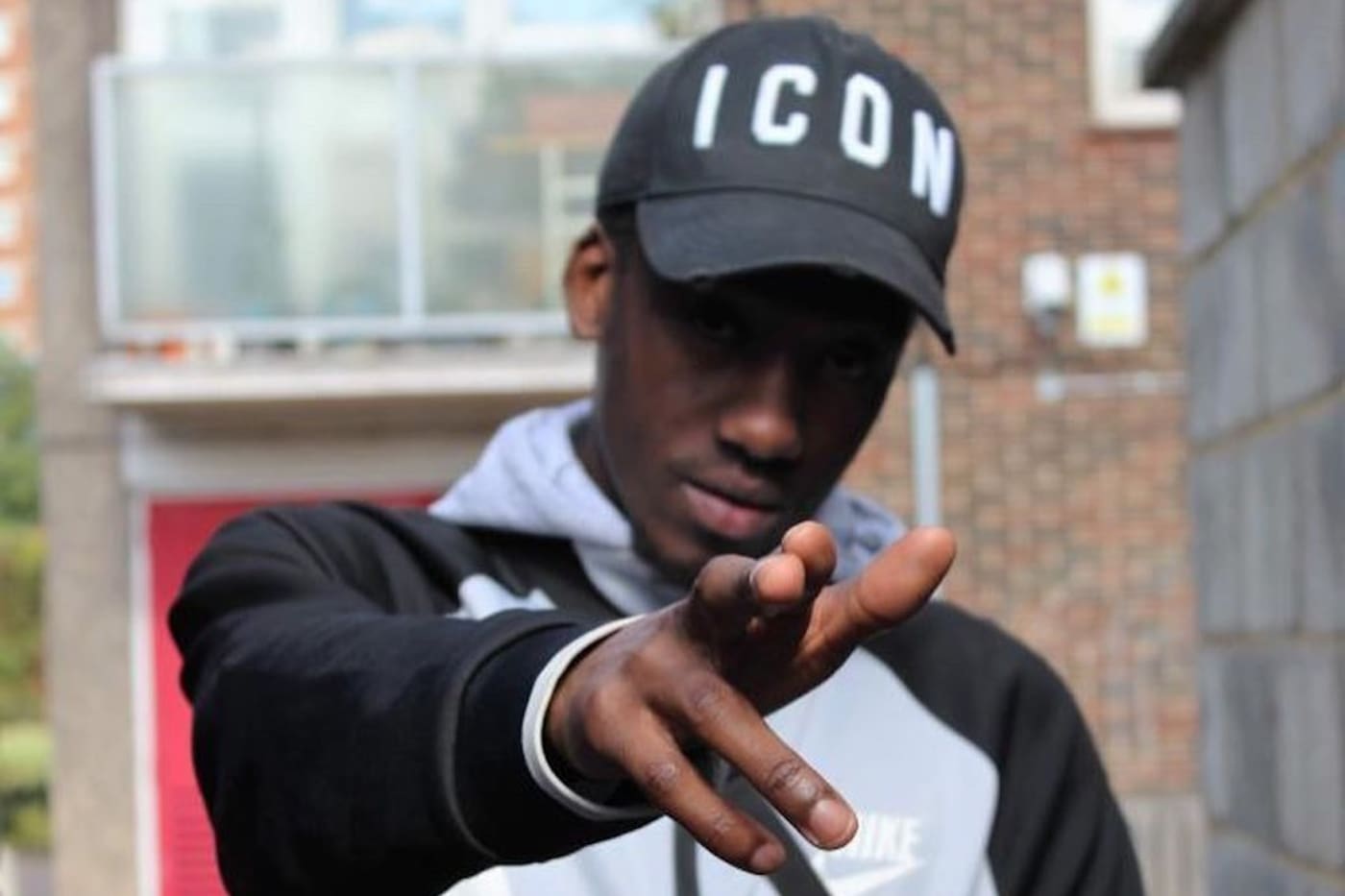 Premiere: 1Forty Bring Together Kobe JT And Lyrical Strally For New Garage Bubbler “On My Way”
