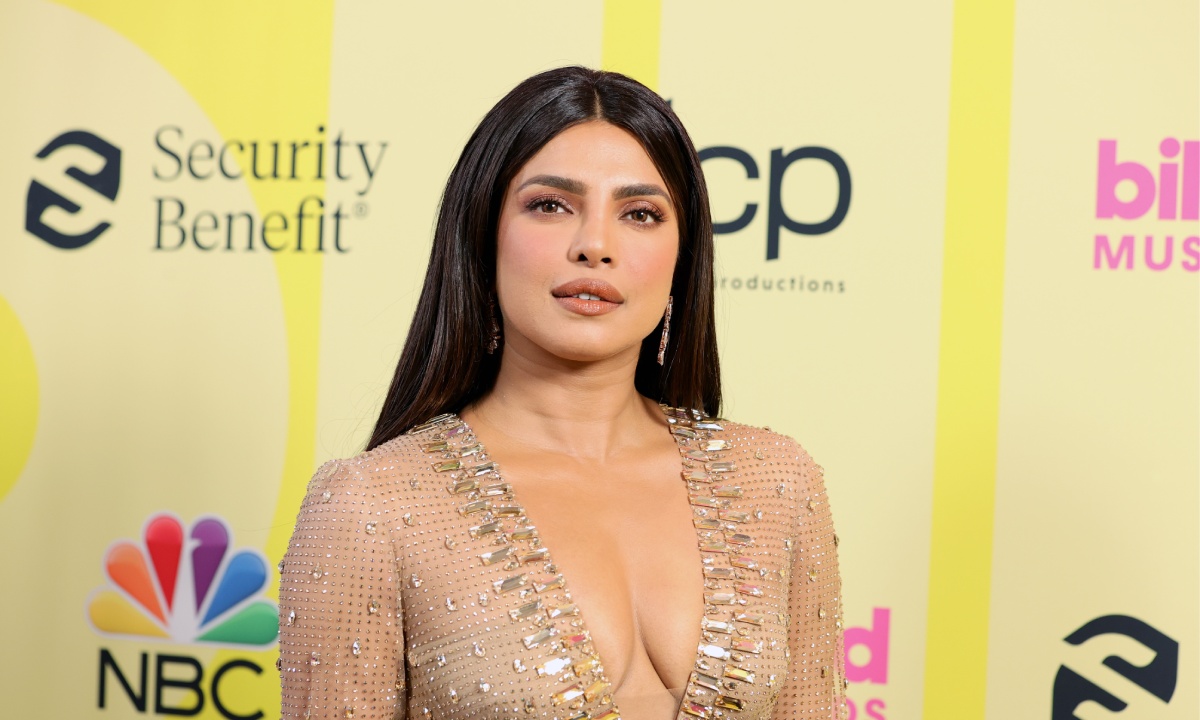 Priyanka Chopra's lush sunbathing shot is making fans go wild