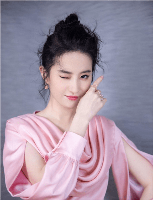 原创 吴亦凡刘亦菲等外籍艺人在中国挣钱是否要向外国交税？海外华人发布专业分析