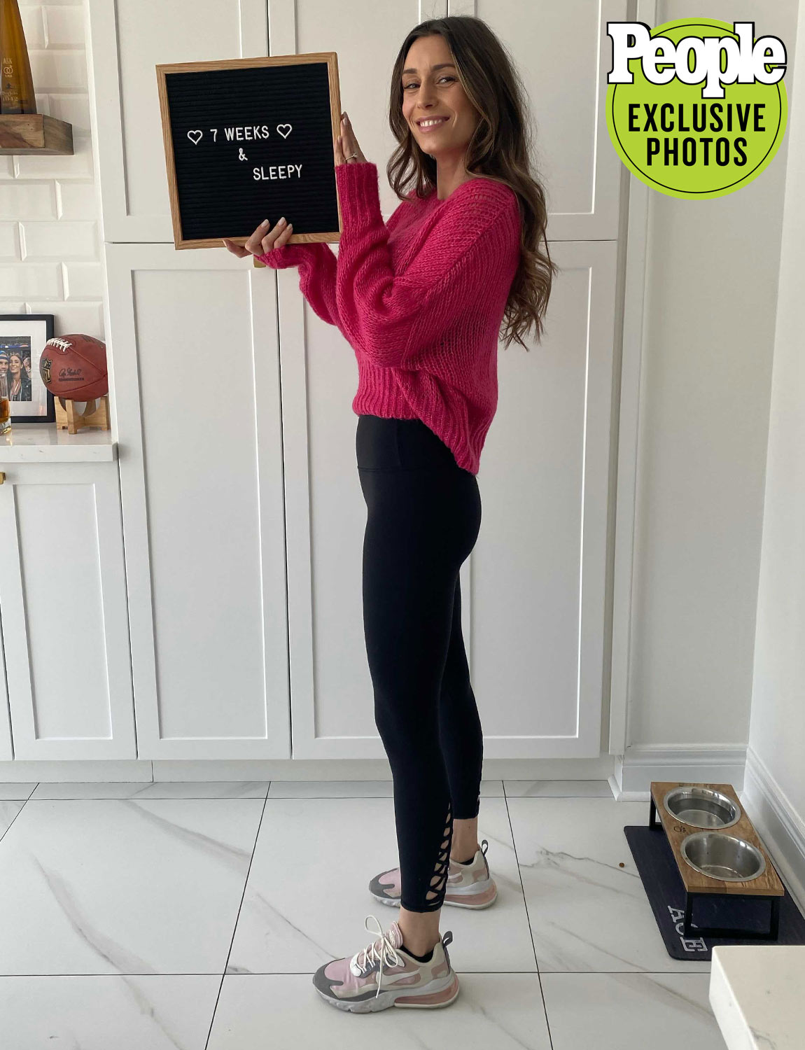 Pregnant Astrid Loch Says She's Reached 'Pure Bliss' After Passing 'Painful' First Trimester