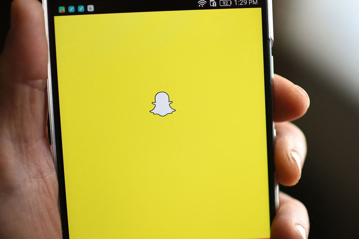 Snapchat hit by bug that crashes app; how to fix it now for Apple devices