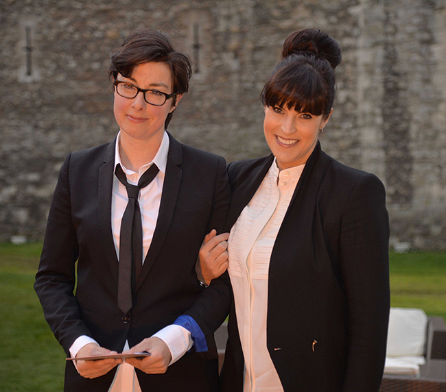 Bake Off's Sue Perkins splits from longterm partner Anna Richardson – report
