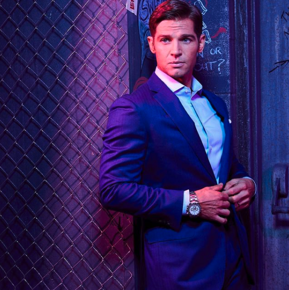 Who Plays Brad In Sex/Life? Full Cast Of New Netflix Series
