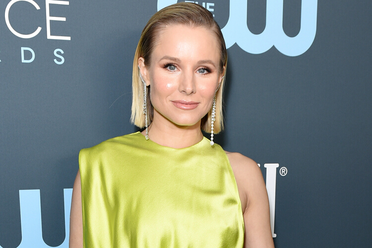 Kristen Bell Teases 'More Risqué' Version of 'Gossip Girl