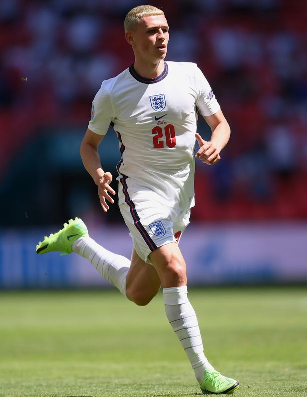 Hairdresser behind Phil Foden's iconic blonde Euro 2020 look on what he thinks of style