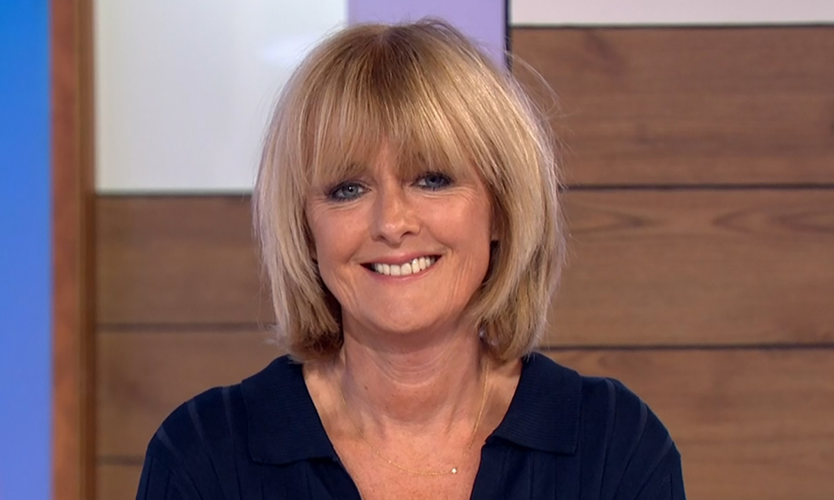 Loose Women's Jane Moore poses with daughter in incredibly rare family photo