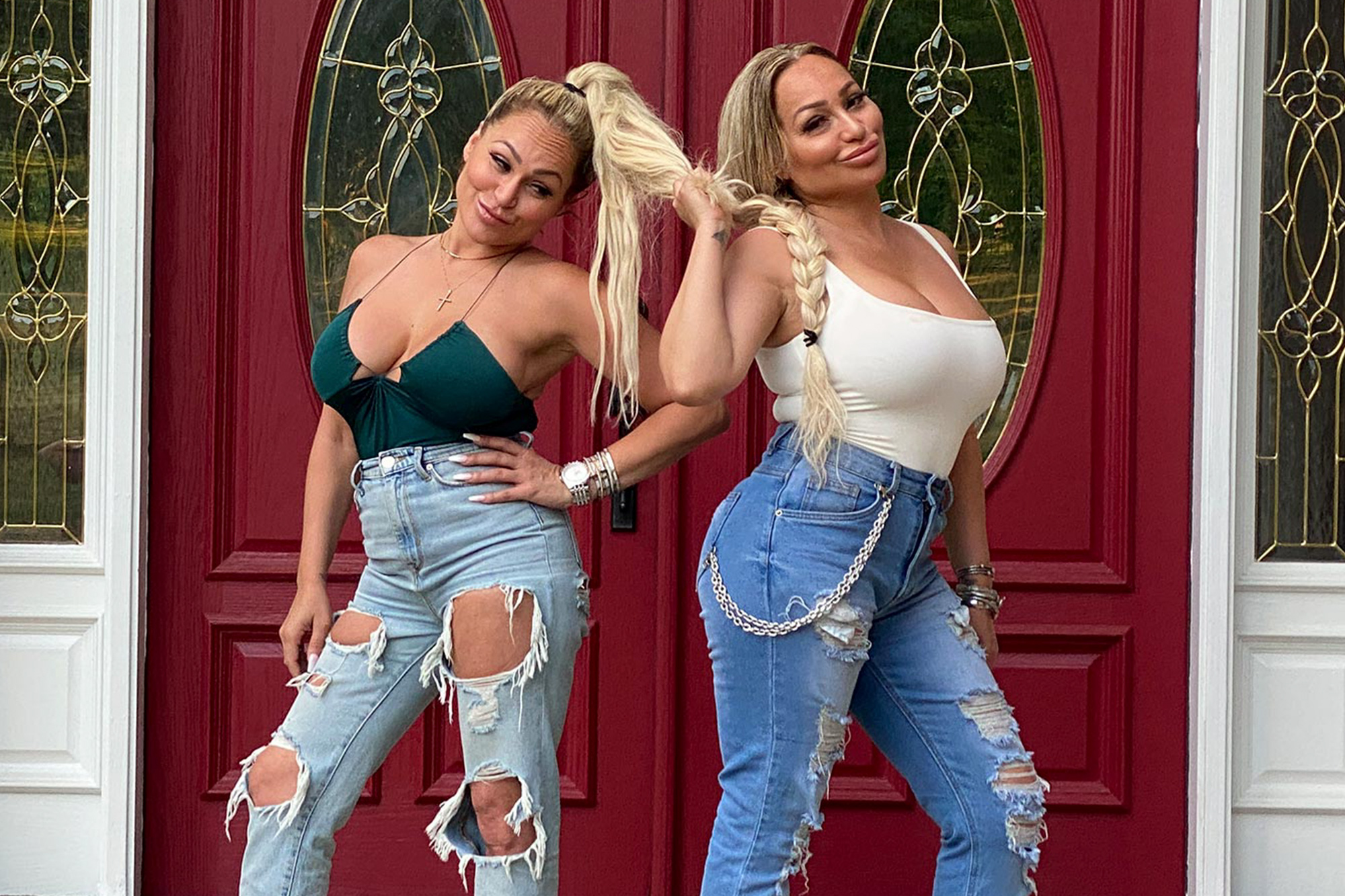 Darcey & Stacey stars preview season 2 and that trip to Turkey for plastic surgery