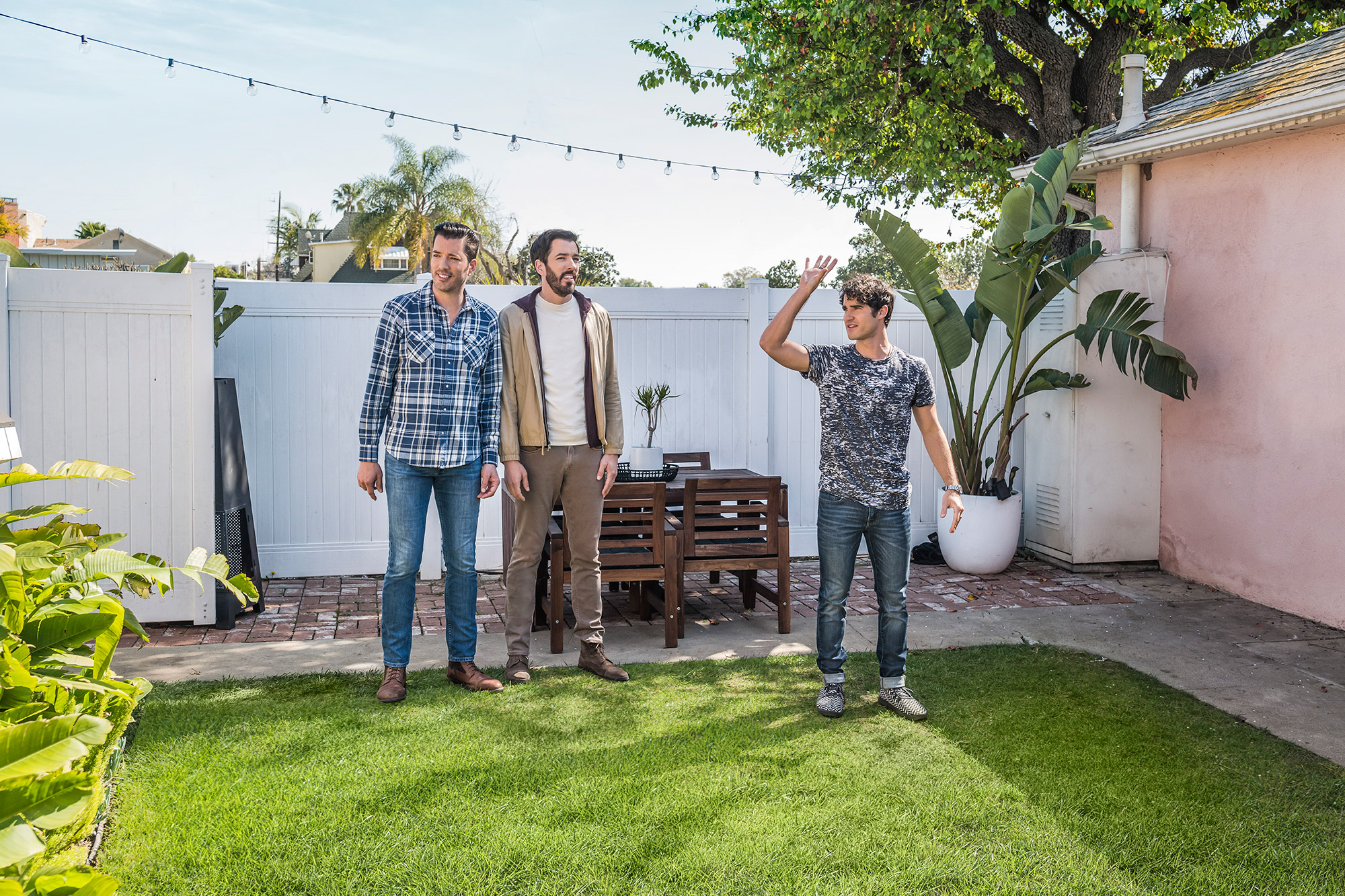 WATCH: Darren Criss Bursts Into Song While Renovating His Manager's Home on Celebrity IOU