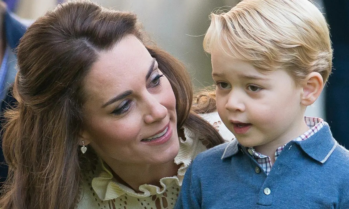 Prince George looks ultra-smart in his £23 Boden chino shorts