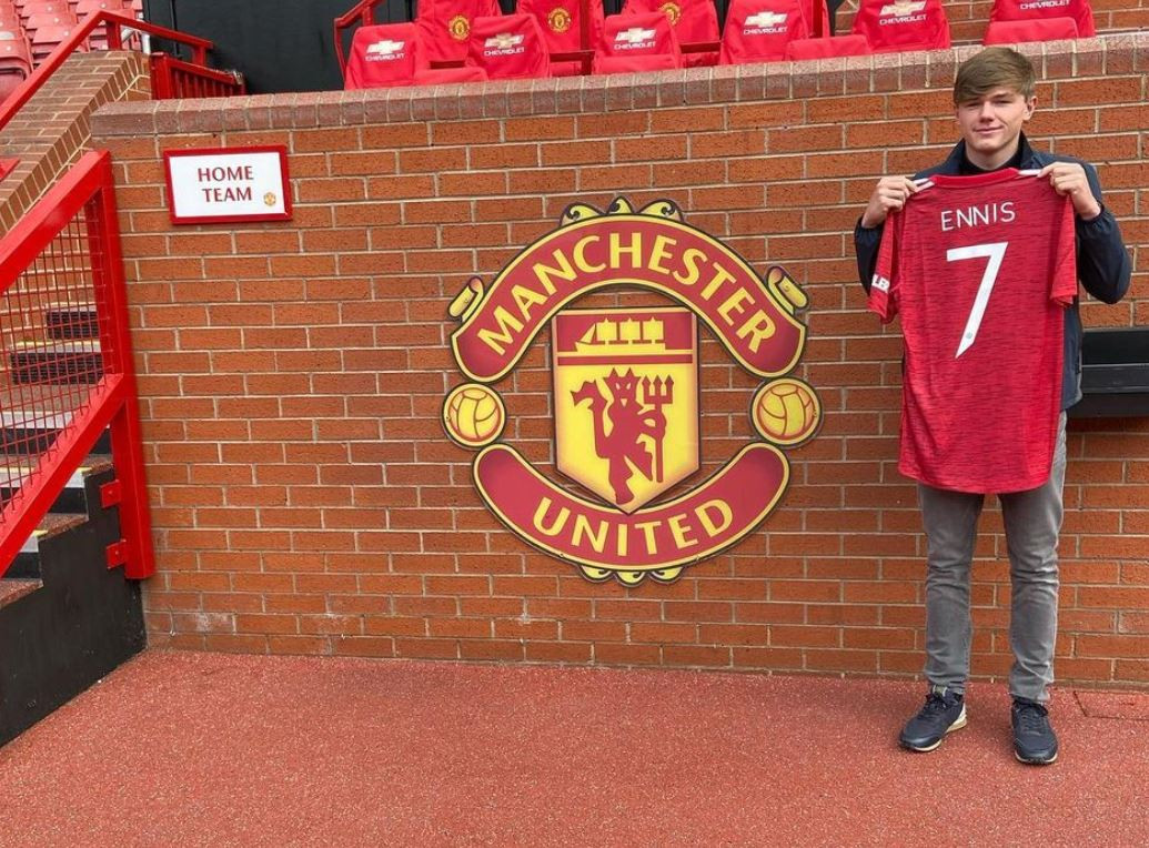 Manchester United confirm the signing of Liverpool youngster Ethan Ennis