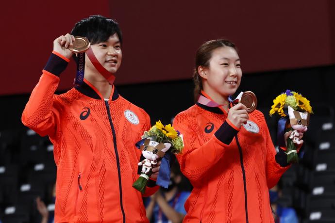 【飞跃东奥】共同经历10年前大地震 福岛羽球混双替日夺牌