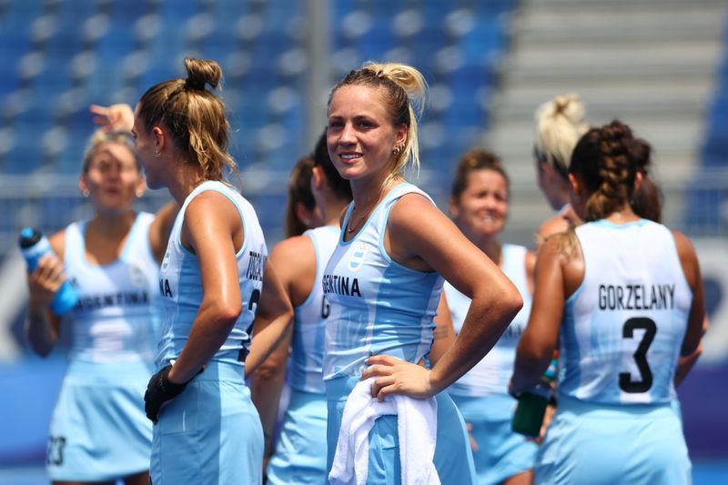 Olympics-Hockey-Argentina women reach semis for 1st time since 2012, sending Germany packing