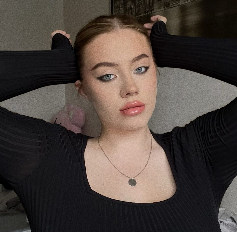 British woman sets up GoFundMe page to get donations for surgery to reduce the size of her breasts