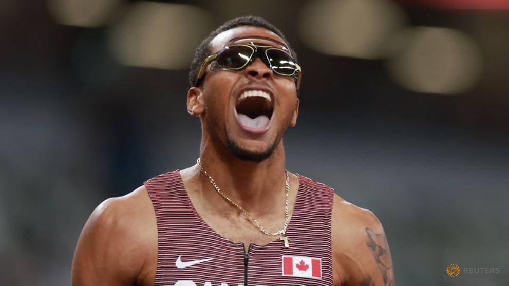 Athletics: De Grasse of Canada wins the men's 200m gold in Tokyo