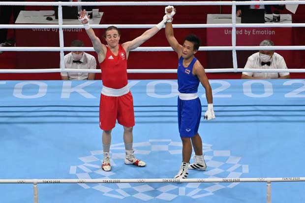 Boxer Sudaporn loses on split vote, earns bronze medal